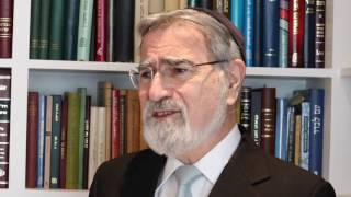 Rambams Guide for the Perplexed on the Seder Night  Rabbi Jonathan Sacks [upl. by Ennis]