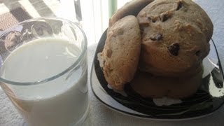 How to make Thick and Chewy Chocolate Chip Cookies Recipe  朱古力曲奇 [upl. by Notseh]