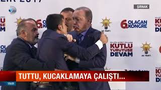 Erdoğanın konuşması esnasında sahneye fırlayan genç [upl. by Sidoney]