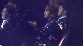 fancam 170408 V CHART AWARDS Chanyeols reaction to AKB48 [upl. by Fairfax]