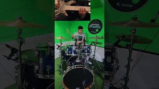 quotDe periódico un gallitoquot Bass and Drum Cover [upl. by Dylane]