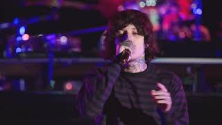 Oliver Sykes Accused Of Lip SyncingPlayback Performing quotCrawlingquot With LP [upl. by Edac]