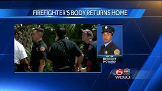 Body of New Orleans firefighter returns home [upl. by Mook]