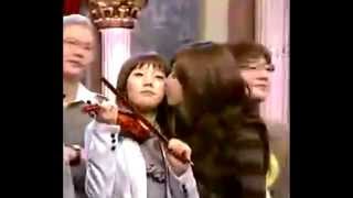 셩탱 SooTae 57 Sooyoung kisses Taeyeon on the cheek [upl. by Margot]