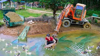 Use Truck And excavator To Transport Sand From Puddle  Iron Mesh Fence Buy A Lot Of Fish To Raise [upl. by Aliak]