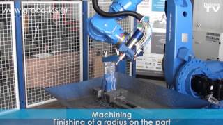 Motoman robot in CNC machining application [upl. by Drona]