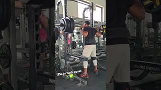 175kgs Squats heavy personaltraining dmforonlinept strengthwork [upl. by Maximilianus]