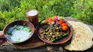 Taste the Tradition Outdoor Sarson Ka Saag amp Makki Ki Roti Cooking [upl. by Ronnholm]