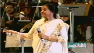 Chura Liya Hai Tumne Live by Asha Bhosle [upl. by Cofsky]