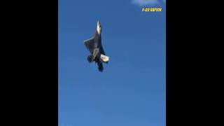 The F22 Raptor does a straight up vertical take off at Oshkosh f22 f22raptor f22demo airshows [upl. by Cranford488]