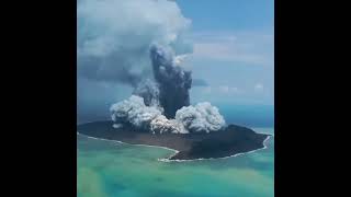 Tonga Volcano Erupts Undersea sonic boom  Triggering Tsunami Warning Full Video [upl. by Gio190]