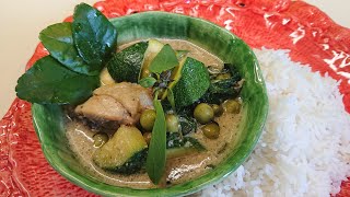 Grünes Thai Curry REZEPT แกงเขียวหวาน [upl. by Akeinahs]