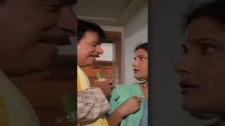 Umar Ki Lihas Karne Bol Rahi Hai Kader Khan Ki Biwi Usse PyarKaDevta KaderKhan Shorts Comedy [upl. by Redman]