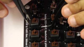 How to open PCB mounted Cherry MX switches [upl. by Chimene]