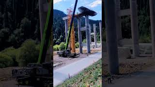 Lifting process of bridge towing pier Good tools and machinery make work easy [upl. by Ytsirk353]