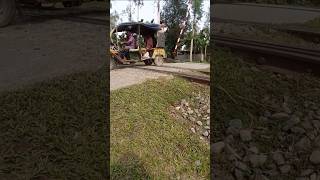 3 wheels vs Railgate Crossing shorts viralshort [upl. by Nosydam105]