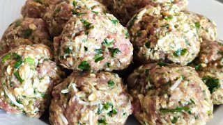 RAGOÛT DE BOULETTES AUX BLANCS DE POULETS ET SAUCE TOMATE  CUISINE MALIYA مرقة كعابر بلحم الدجاج [upl. by Tana788]