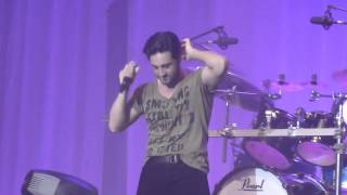 David Bustamante quotBesosquot Teatre Auditori Sant Cugat 23052013 [upl. by Pfeffer]