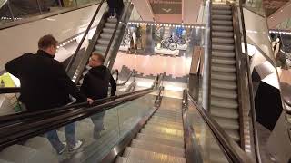 thyssenkrupp escalator in Oberpollinger in Munich 4K HDR [upl. by Lavicrep19]