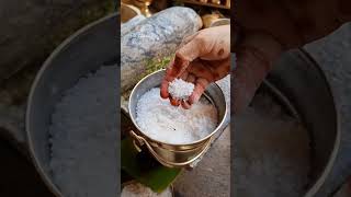 Freshly ground Getti chutney in Traditional Ammikal foodzeee [upl. by Susejedesoj676]