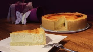 bester Käsekuchen  Sallys Classics  Sallys Welt [upl. by Nemzaj563]