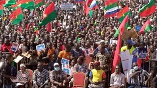 la jeunesse de Ouagadougou à fait un manifestation de soutiens à Ibrahim traore [upl. by Anilehs]