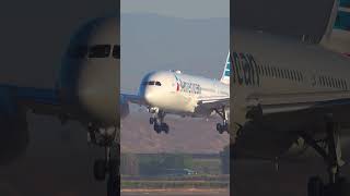 americanairlines boeing 787 landing in santiago scl short [upl. by Eibrab]