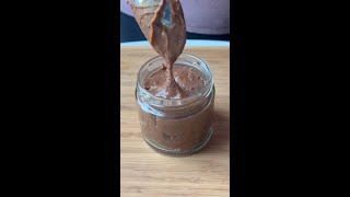 Crema spalmabile di datteri cacao e nocciole [upl. by Eillam823]