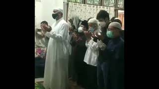 Momen Adik Syekh Ali Jaber jadi Imam Sholat Jenazah Syekh Ali Jaber [upl. by Crowns361]