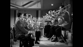 Film Clip Traffic Jam  Artie Shaw amp his Orch 1939  MGM original stereo recording for film [upl. by Stamata]