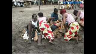 AFRIQUE Musique et Danse Traditionnelle quotKongo les MAKANDAquot [upl. by Corydon65]