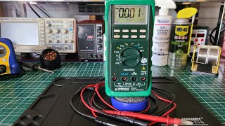 GREENLEE DM820 True RMS Digital Multimeter w Optical RS232 Data LoggingDownloading Capabilities [upl. by Rotsen43]