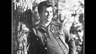 Conway Twitty  Shes Got A Single Thing In Mind [upl. by Pavior]