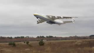 Antonov An225 quotMriyaquot UR82060 takeoff from Gostomel GML 10112016 [upl. by Lyndell]