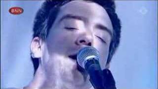 20060723  Snow Patrol  Chasing Cars Live  TOTP [upl. by Rozelle]