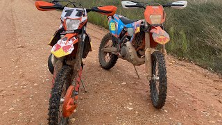 KTM EXC 300 tpi VS KTM EXC 300 carburación [upl. by Collin]