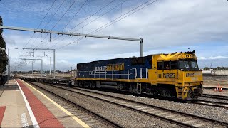 NR85 leads 1156S through Kilburn [upl. by Appledorf]