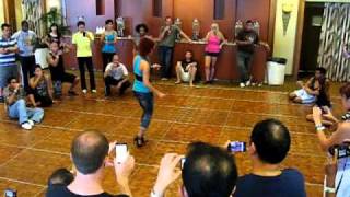 Jorjet Alcocer Bachata Dominican Footwork [upl. by Oribella]