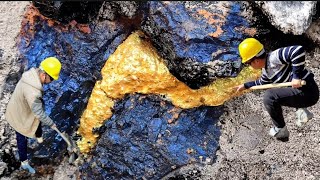 Gold veins After years of searching we have finally found a highquality gold deposit [upl. by Eibbed]