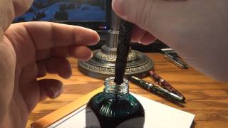 How to fill a vintage Wahl Doric plungerfiller fountain pen [upl. by Sauder]