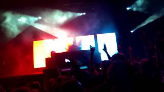 Kavinsky Testarossa Autodrive SebastiAn remix live  Marseille Rock Island 2013 [upl. by Anasxor]