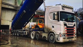 Tipping tank for Derrylin and cement for Athy scania v8 trucking transport [upl. by Luapnaej]