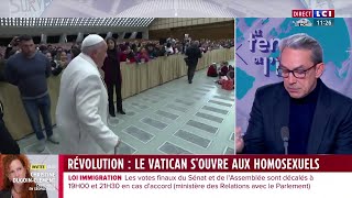 Révolution  le Vatican souvre aux homosexuels [upl. by Satterfield571]