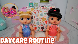 New Baby Alive dolls before daycare Routine packing baby bag and lunchbox [upl. by Teplica]