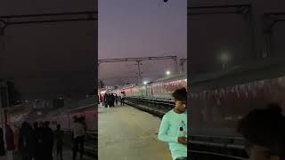 Beautiful announcement relayed for train 22724 SGNR NED Huzur Saheb Nanded Express arrival [upl. by Nwahs882]