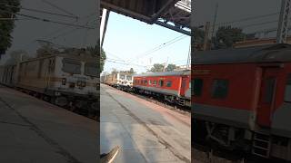 Dangerous overtaking  Coalfield Express Dangerously overtakes Amritsar Mail shortvideowap7 [upl. by Stanwin227]