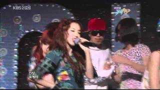 HD 2NE1 Pretty Boy Live [upl. by Orvas]