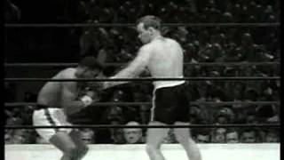 Floyd Patterson vs Ingemar Johansson I  June 26 1959  Rounds 1 amp 2 [upl. by Belac898]