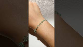 Make a BEAUTIFUL Daisy Flower Bracelet in 5 Easy Steps [upl. by Annayad489]