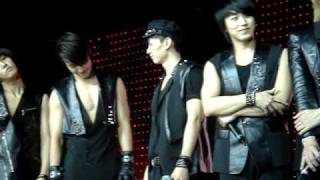 FANCAM Eunhyuk and Donghae fooling around  Super Junior Singapore Showcase [upl. by Aifos]